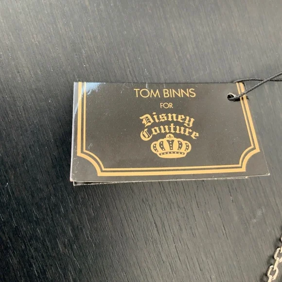 RARE NWT Tom Binns x Disney Couture Alice in Wonderland Necklace Keyhole + 7 key